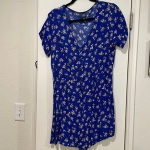 Blue flower pattern romper